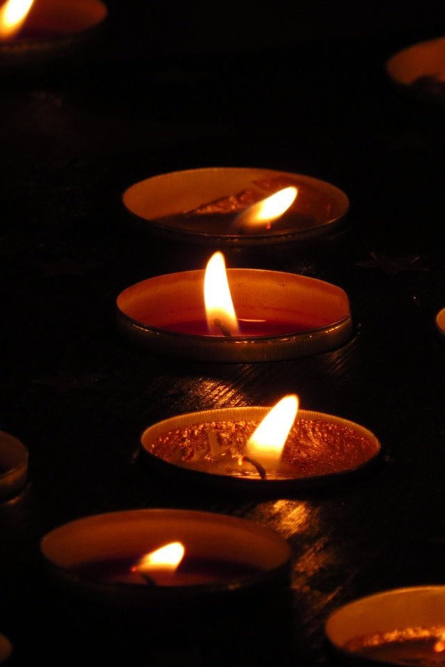 Обои свет, свечи, пламя, огонь, черный фон, свечки, light, candles, flame, fire, black background, candle разрешение 4000x3000 Загрузить