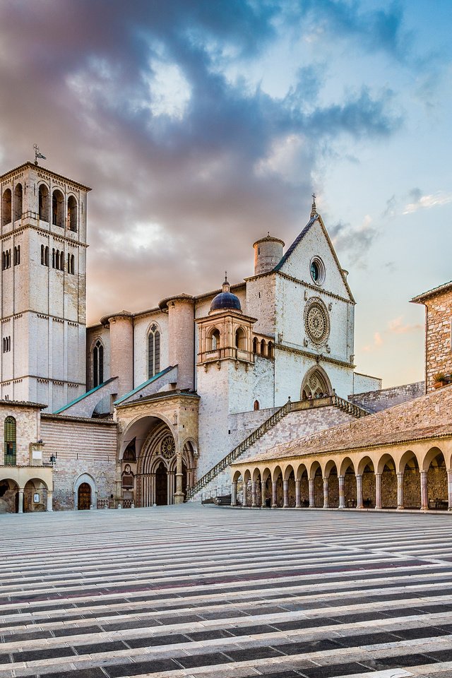 Обои италия, церковь, монастырь, ассизи, базилика, сан-франческо, italy, church, the monastery, assisi, basilica, san francesco разрешение 3840x2400 Загрузить