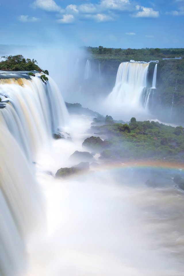 Обои небо, река, природа, водопад, радуга, аргентина, игуасу, the sky, river, nature, waterfall, rainbow, argentina, iguazu разрешение 5200x3467 Загрузить