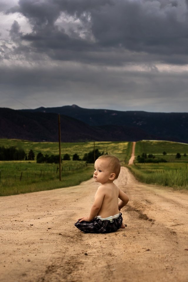 Life boy. Жизнь мальчика. Дети дорога жизнь. Младенец путь жизни. Мальчики из жизни.