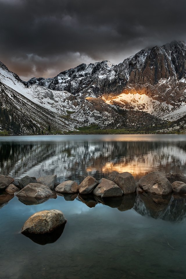 Обои озеро, горы, природа, камни, отражение, пейзаж, matt granz, lake, mountains, nature, stones, reflection, landscape разрешение 1920x1200 Загрузить