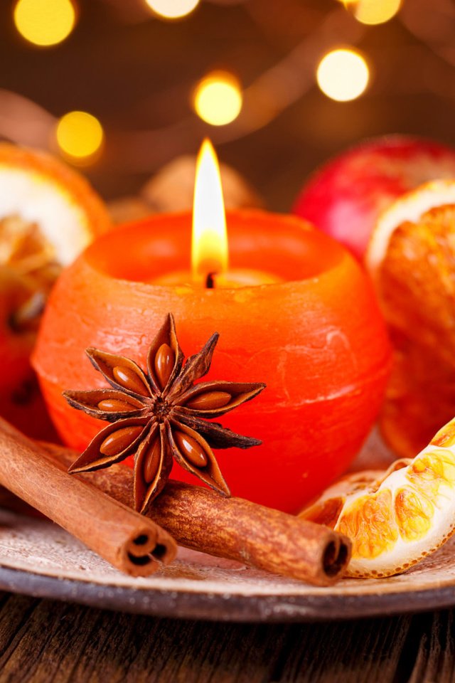 Обои новый год, корица, апельсины, свеча, рождество, пряности, sabine dietrich, new year, cinnamon, oranges, candle, christmas, spices разрешение 1920x1200 Загрузить