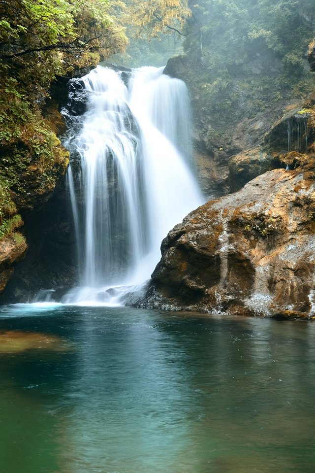 Обои река, скалы, природа, водопад, nikolay sapronov, river, rocks, nature, waterfall разрешение 1920x1200 Загрузить
