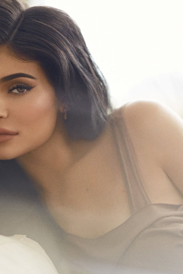 Обои взгляд, кайли дженнер, look, kylie jenner разрешение 2500x1648 Загрузить