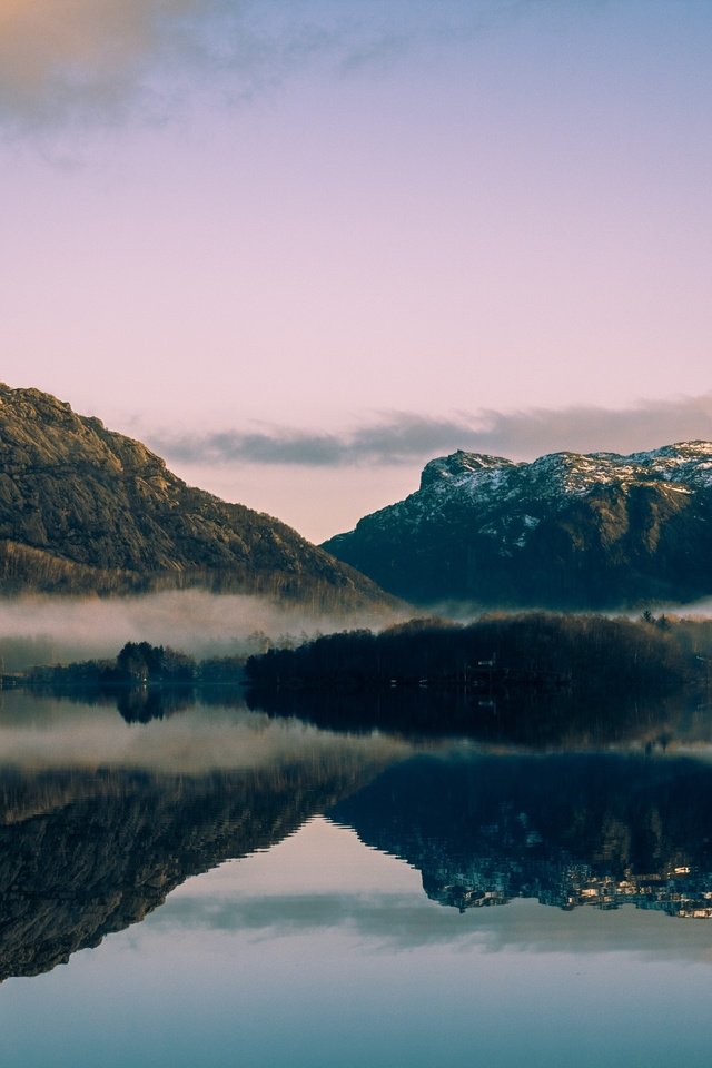 Обои небо, облака, озеро, горы, солнце, туман, норвегия, the sky, clouds, lake, mountains, the sun, fog, norway разрешение 5184x3456 Загрузить