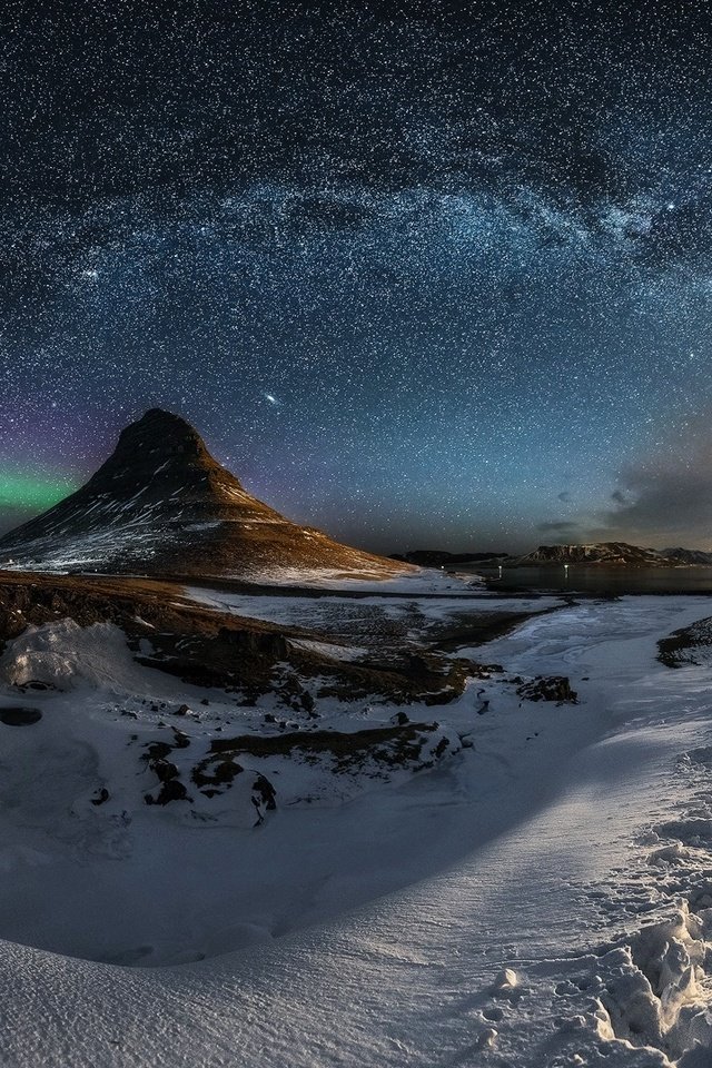 Обои небо, ночь, звезды, гора, млечный путь, исландия, the sky, night, stars, mountain, the milky way, iceland разрешение 1920x1080 Загрузить