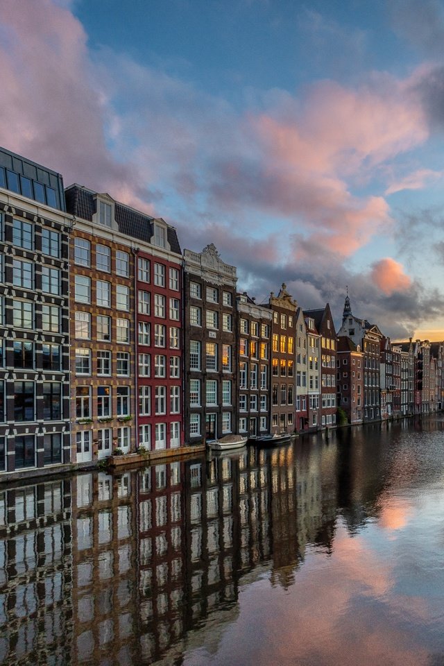 Обои отражение, канал, дома, здания, нидерланды, амстердам, reflection, channel, home, building, netherlands, amsterdam разрешение 6144x4215 Загрузить
