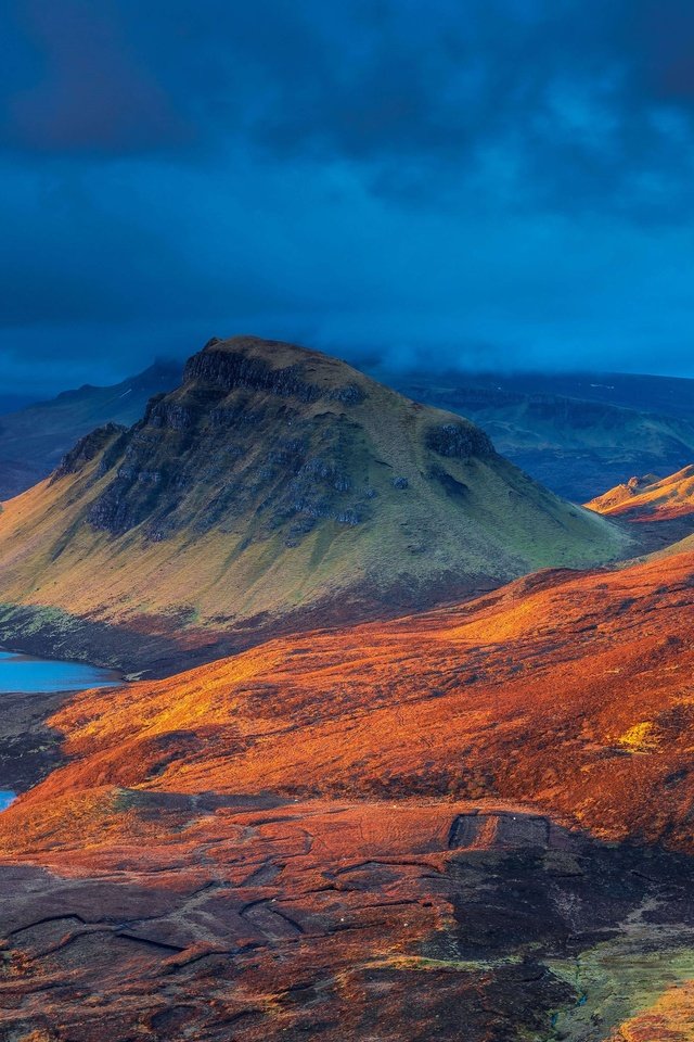 Обои озеро, горы, шотландия, остров скай, lake, mountains, scotland, isle of skye разрешение 3240x2160 Загрузить