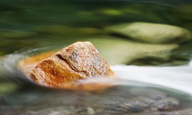 Обои вода, поток, камень, water, stream, stone разрешение 1920x1200 Загрузить