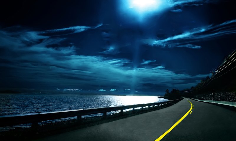 Обои небо, даль, дорога, ночь, вода, тучи, горизонт, разметка, путь, the sky, dal, road, night, water, clouds, horizon, markup, the way разрешение 1920x1200 Загрузить