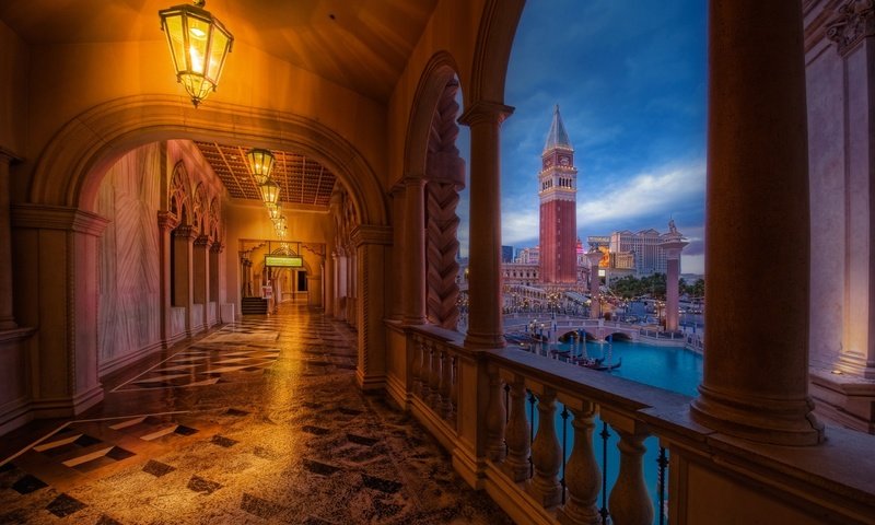 Обои фонари, венеция, балкон, коридор, lights, venice, balcony, corridor разрешение 2560x1600 Загрузить