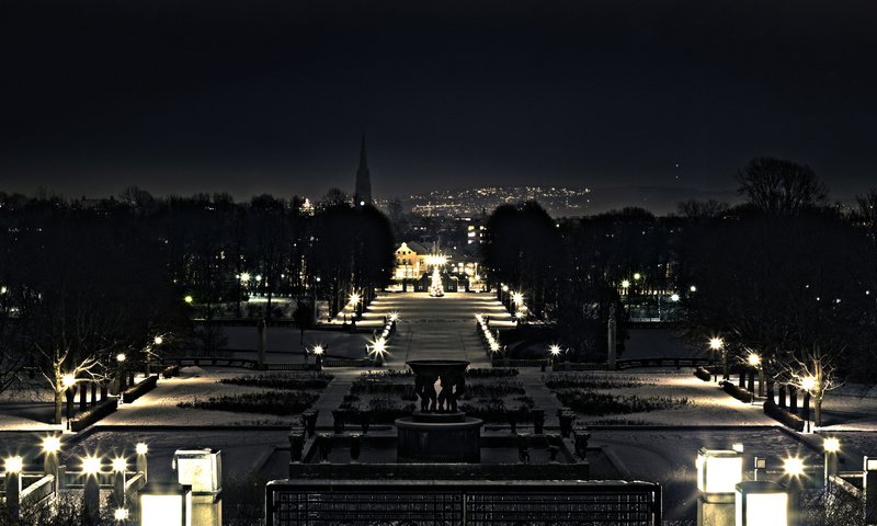 Обои ночь, фонари, огни, парк, город, hdr, большое разрешение, night, lights, park, the city, a great solution разрешение 5181x3238 Загрузить