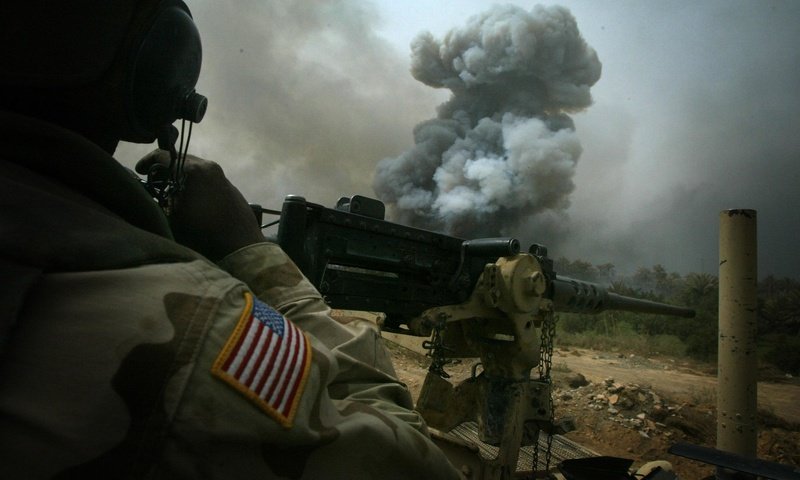 Обои сша, взрыв, ирак, пулемет, перестрелка, конвой, usa, the explosion, iraq, machine gun, shootout, the convoy разрешение 2464x1648 Загрузить