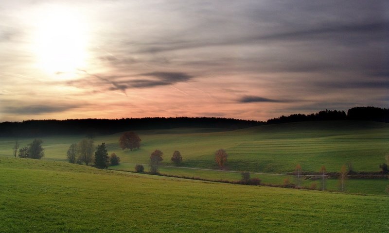 Обои небо, облака, холмы, поле, the sky, clouds, hills, field разрешение 1920x1200 Загрузить