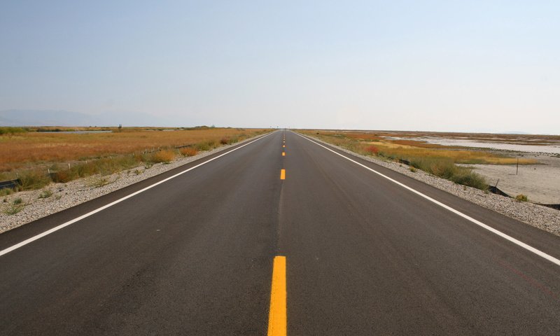 Обои дорога, горизонт, разметка, road, horizon, markup разрешение 2500x1563 Загрузить