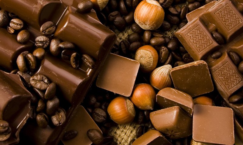 Обои орехи, конфеты, шоколад, фундук, nuts, candy, chocolate, hazelnuts разрешение 1920x1200 Загрузить