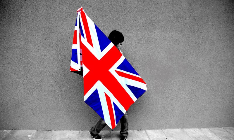 Обои обои, девушка, стена, флаг, britain flag, gевочка, wallpaper, girl, wall, flag разрешение 3872x2592 Загрузить