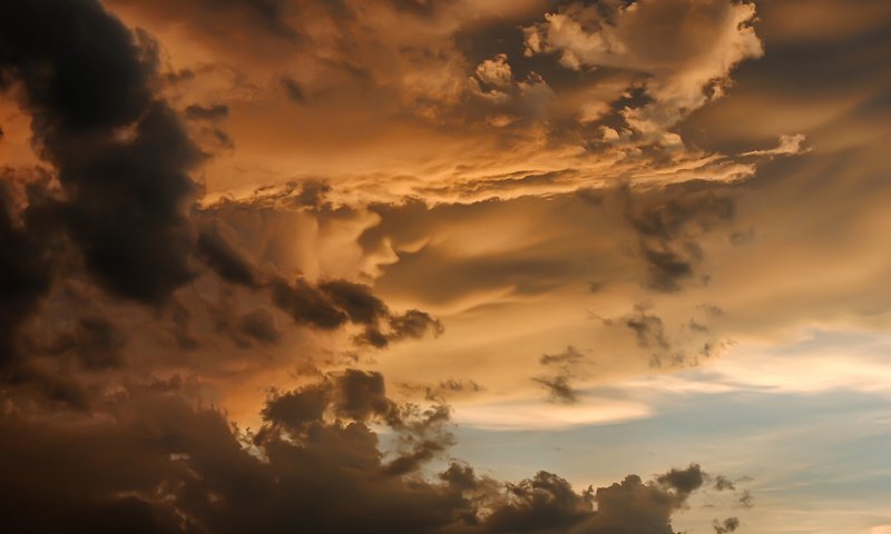Обои небо, облака, закат, лучи, солнца, the sky, clouds, sunset, rays, the sun разрешение 2560x1600 Загрузить