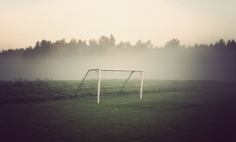 Обои лес, футбол, туман, поле, ворота, forest, football, fog, field, gate разрешение 3000x2000 Загрузить