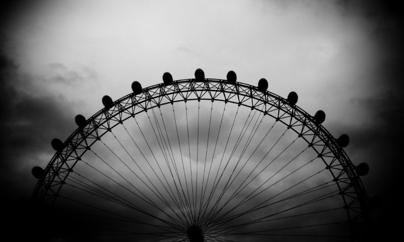 Обои небо, черно-белая, london eye, the sky, black and white разрешение 4288x2848 Загрузить