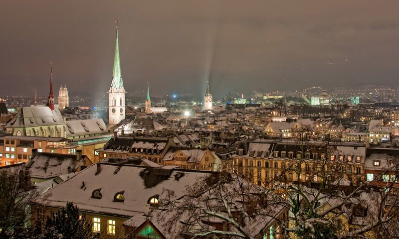 Обои снег, зима, город, швейцария, крыша, цюрих, snow, winter, the city, switzerland, roof, zurich разрешение 2560x1600 Загрузить