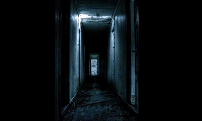 Обои развалины, темнота, коридор, двери, мрачно, the ruins, darkness, corridor, door, gloomy разрешение 1920x1200 Загрузить