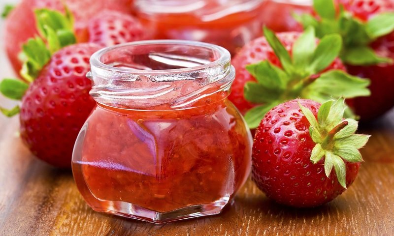 Обои еда, клубника, банка, варенье, food, strawberry, bank, jam разрешение 2560x1706 Загрузить