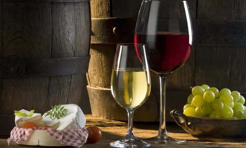 Обои виноград, красное, сыр, вино, белое, бокалы, бочки, бочка, алкоголь, grapes, red, cheese, wine, white, glasses, barrels, barrel, alcohol разрешение 1920x1200 Загрузить