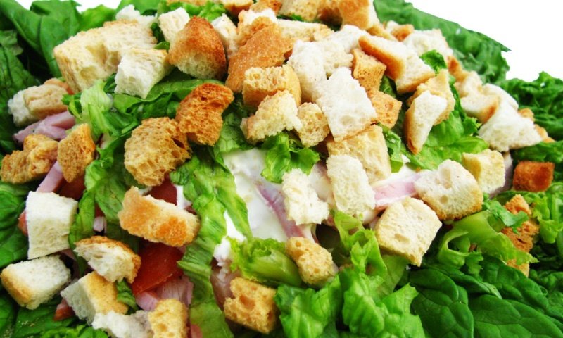 Обои зелень, салат, цезарь, сухарики, greens, salad, caesar, crackers разрешение 1920x1200 Загрузить