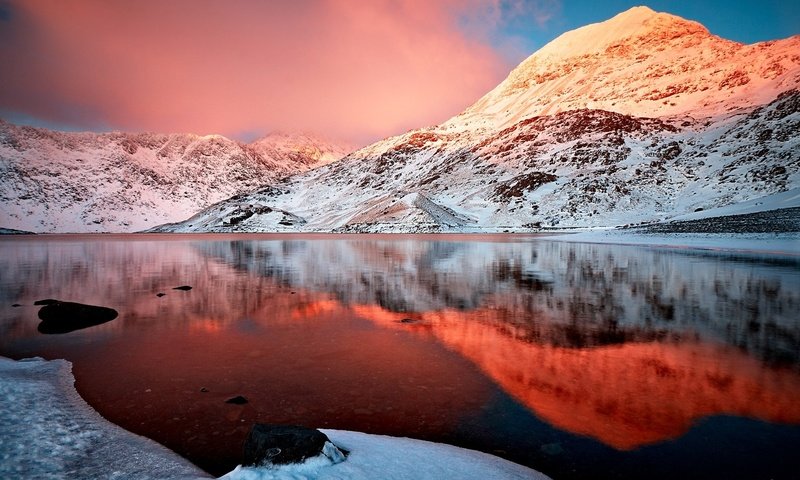 Обои небо, облака, озеро, горы, снег, природа, отражение, гора, the sky, clouds, lake, mountains, snow, nature, reflection, mountain разрешение 1920x1200 Загрузить