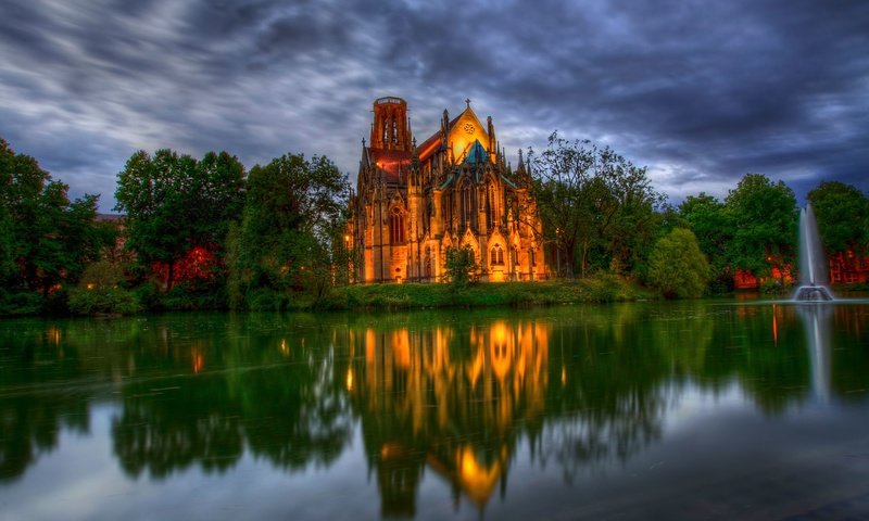 Обои облака, озеро, собор, германия, отражние, clouds, lake, cathedral, germany, otragenie разрешение 2560x1682 Загрузить