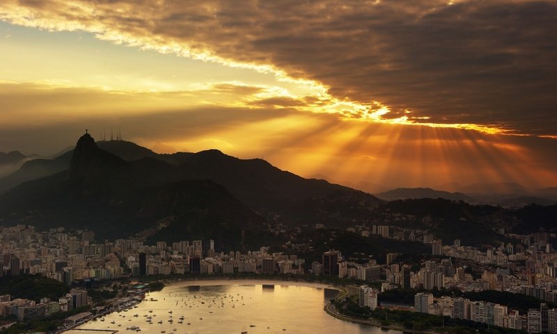 Обои бразилия, рио-де-жанейро, лучи солнце, brazil, rio de janeiro, the rays of the sun разрешение 2000x1313 Загрузить