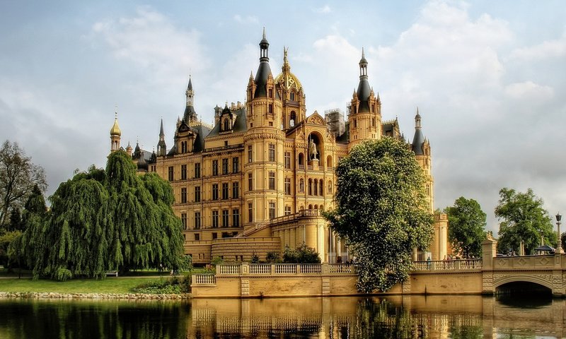 Обои лето, замок, германия, шверин, шверинский замок, summer, castle, germany, schwerin, schwerin castle разрешение 1920x1200 Загрузить