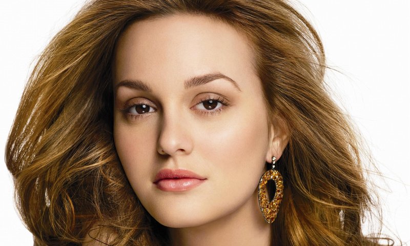 Обои девушка, портрет, взгляд, модель, лицо, лейтон мистер, girl, portrait, look, model, face, leighton meester разрешение 2560x1600 Загрузить