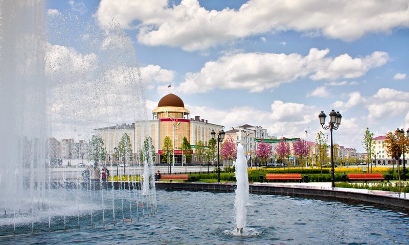 Обои цветы, фонтан, грозный, чечня, flowers, fountain, terrible, chechnya разрешение 4752x3168 Загрузить