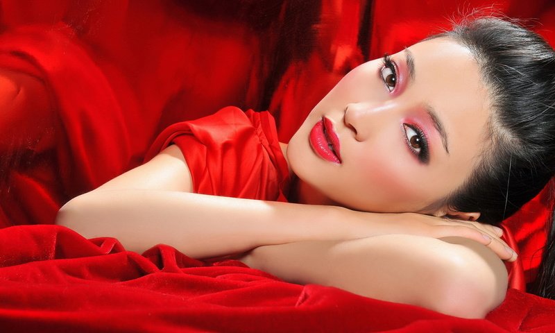 Обои девушка, взгляд, макияж, азиатка, китаянка, girl, look, makeup, asian, chinese разрешение 1920x1200 Загрузить