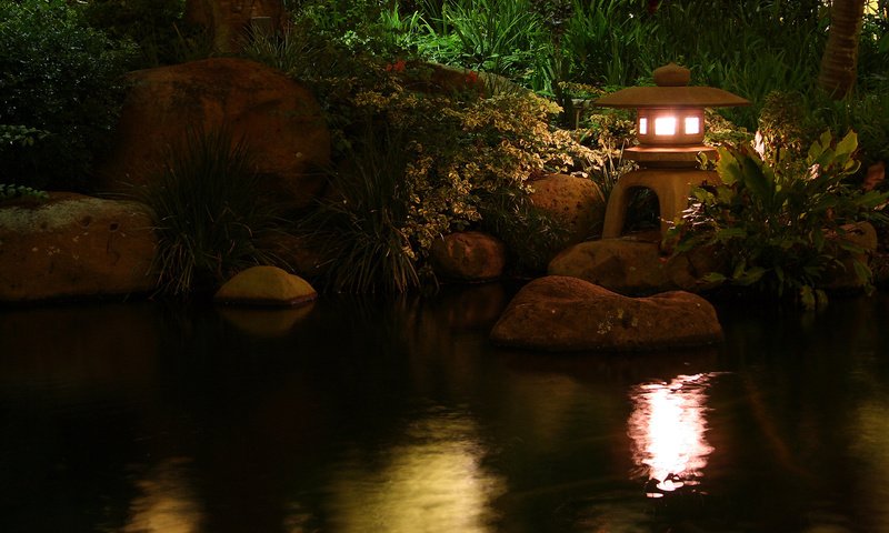 Обои вода, вечер, отражение, япония, сад, пруд, светильник, water, the evening, reflection, japan, garden, pond, lamp разрешение 2560x1600 Загрузить