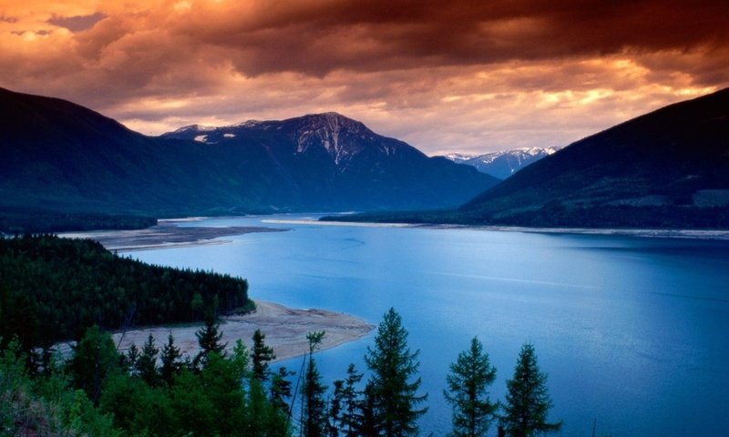 Обои канада, британская колумбия, upper arrow lake, canada, british columbia разрешение 1920x1080 Загрузить