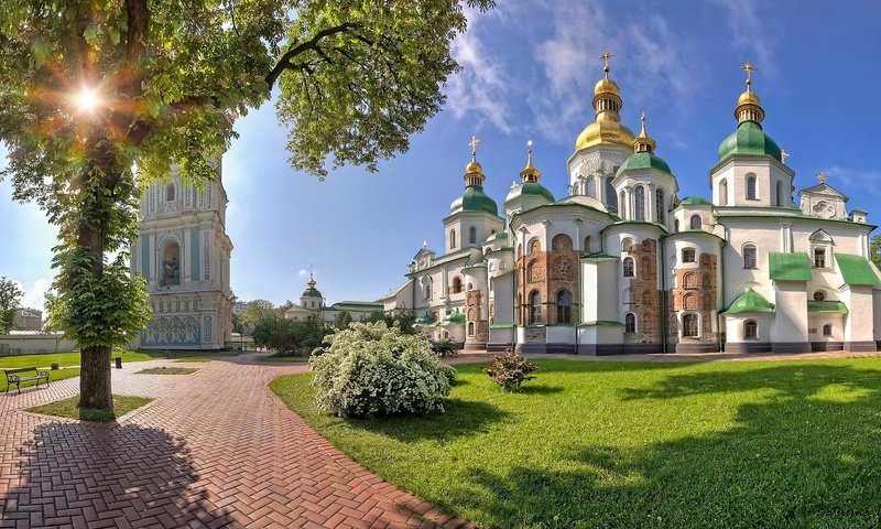 Обои собор святой софии в киеве, the cathedral of st. sophia in kiev разрешение 2560x1440 Загрузить