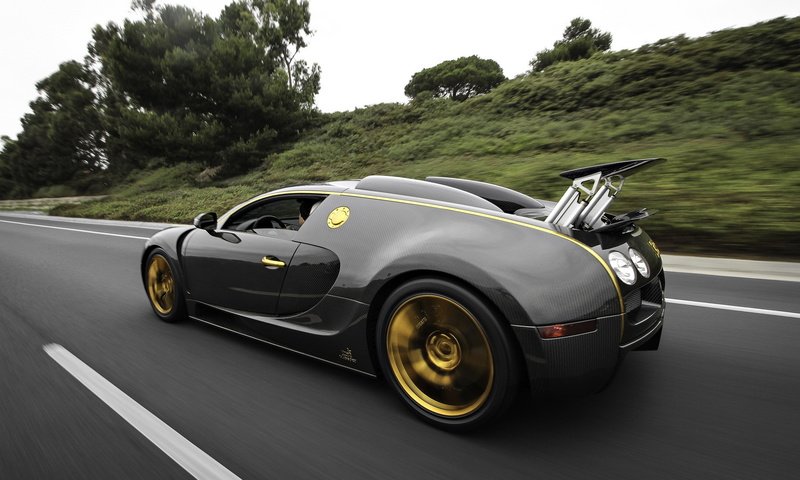 Обои бугатти, mansory vincero linea d'oro, вейрон, bugatti, veyron разрешение 2048x1152 Загрузить