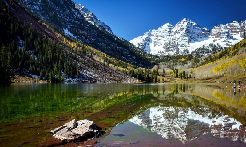 Обои озеро, аспен, горы, maroon lake, снег, лес, отражение, сша, колорадо, марун-беллс, lake, aspen, mountains, snow, forest, reflection, usa, colorado, maroon bells разрешение 2560x1600 Загрузить