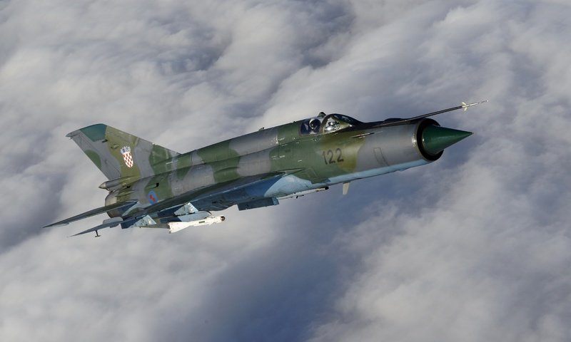 Обои самолет, истребитель, многоцелевой, советский, миг-21, the plane, fighter, multipurpose, soviet, the mig-21 разрешение 2880x1800 Загрузить