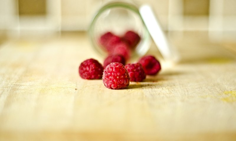 Обои малина, красные, ягоды, raspberry, red, berries разрешение 2048x1356 Загрузить