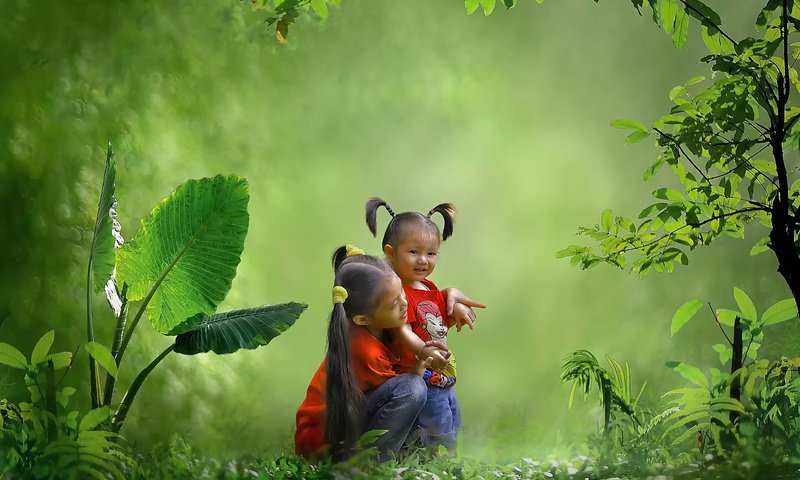 Обои природа, дети, девочки, сёстры, nature, children, girls, sisters разрешение 2048x1340 Загрузить