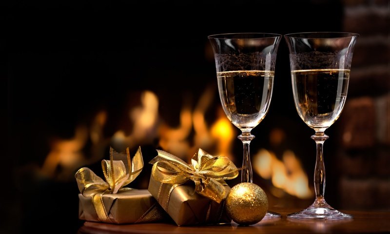 Обои новый год, подарки, праздник, шампанское, фужеры, new year, gifts, holiday, champagne, glasses разрешение 6552x4373 Загрузить