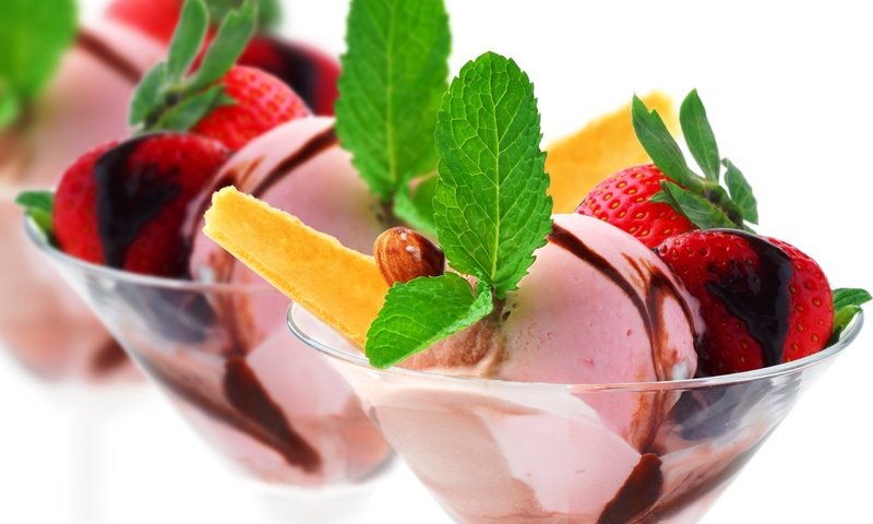 Обои мята, мороженое, клубника, шоколад, сладкое, десерт, mint, ice cream, strawberry, chocolate, sweet, dessert разрешение 2560x1592 Загрузить