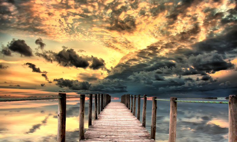 Обои небо, облака, природа, закат, море, мост, the sky, clouds, nature, sunset, sea, bridge разрешение 3888x2592 Загрузить