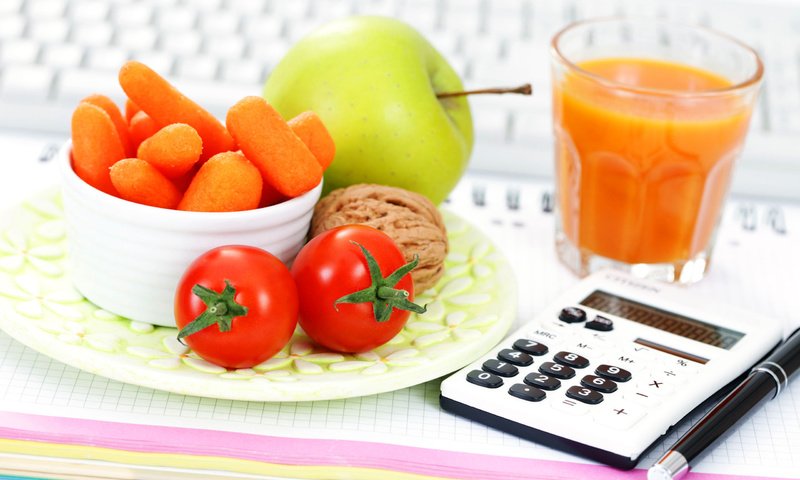 Обои фрукты, овощи, диета, калькулятор, калории, fruit, vegetables, diet, calculator, calories разрешение 2560x1600 Загрузить