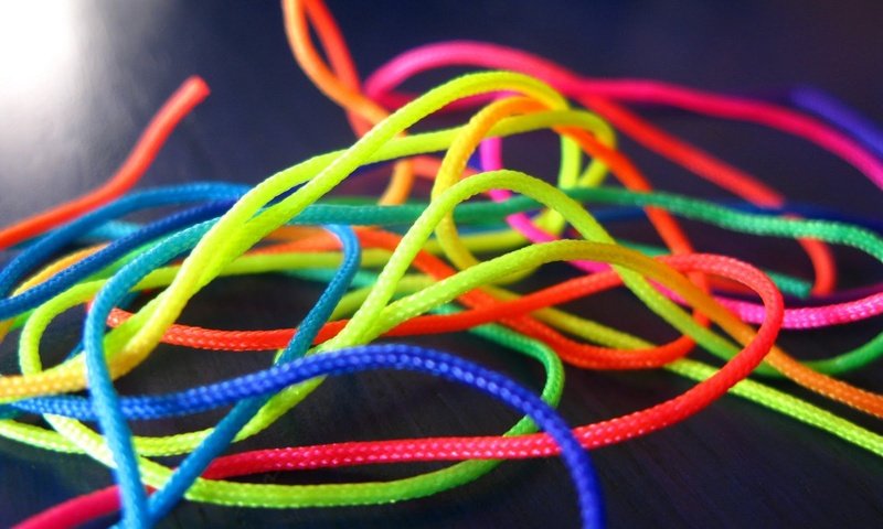 Обои разноцветные, веревка, шнурки, веревочки, colorful, rope, laces разрешение 1920x1440 Загрузить