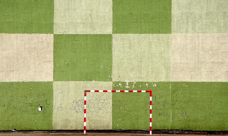 Обои стена, ворота, спорт, прямоугольники, wall, gate, sport, rectangles разрешение 1920x1200 Загрузить